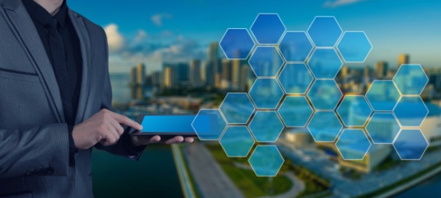 Phoenix Startups - Man on Tablet Device