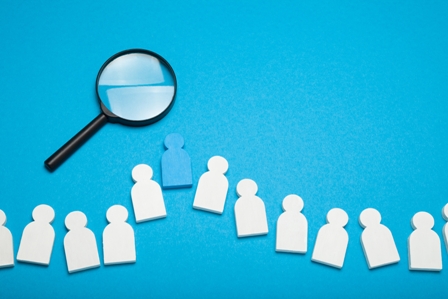 job interview Tips3 - blue graphic_magnifyer